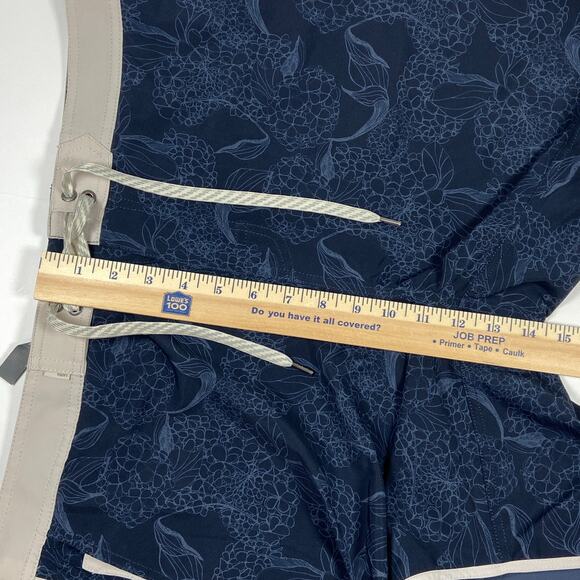 Vuori Cruise Board Short Swim Trunk Men's Size 36 - Picture 8 of 9